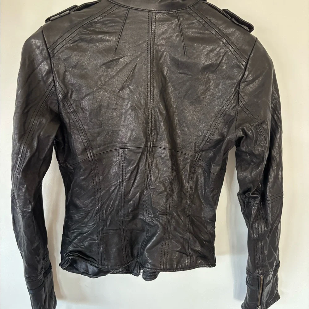 Sold ❌Danier Leather Black Jacket Sz XXS - Picture 4 of 5